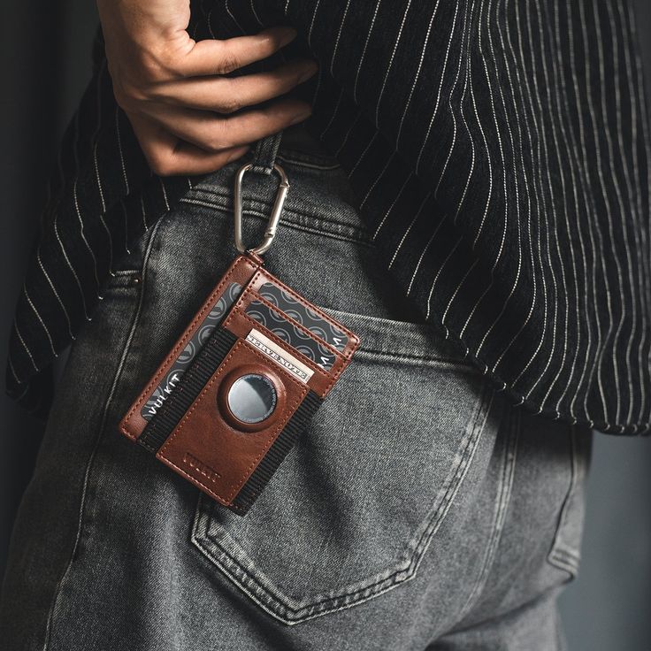 AirTag Wallets